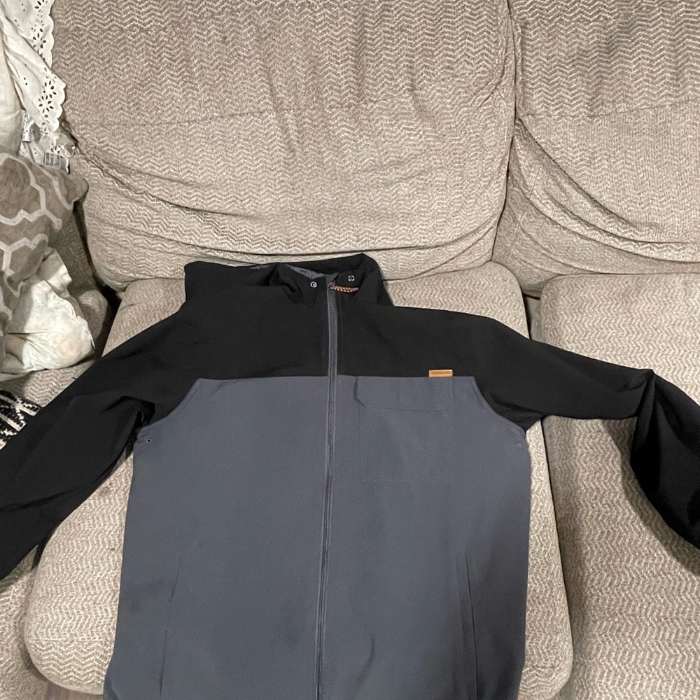 Men's Black and Gray Jacket voyager